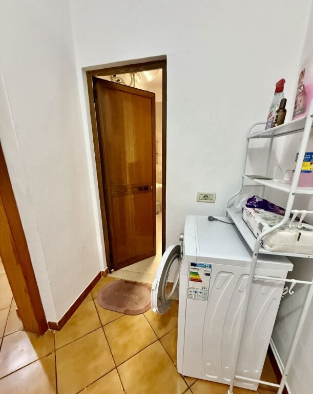 Jepet me qira apartament 2+1 te Kryqëzimi i Brrylit 500 Mije Leke