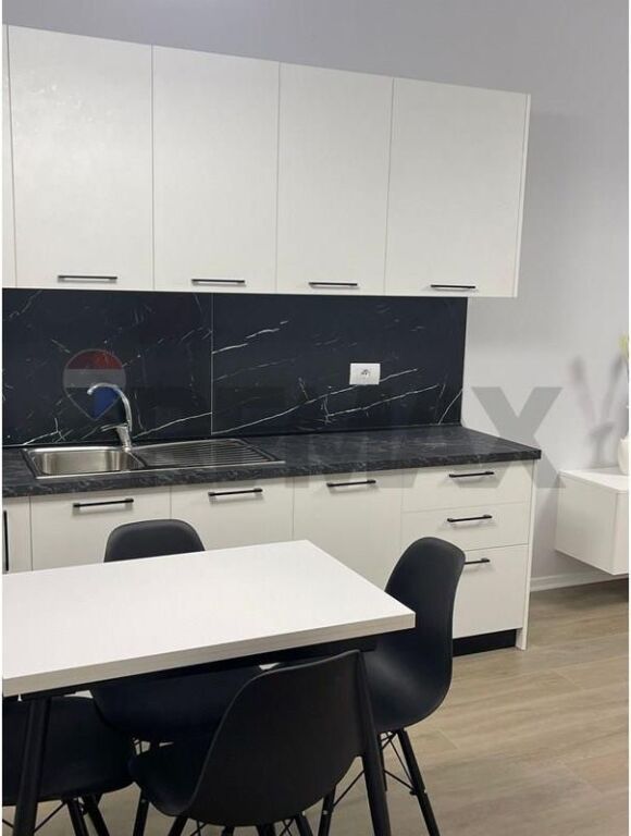 Apartament 1+1+Parkim me qera Porcelan