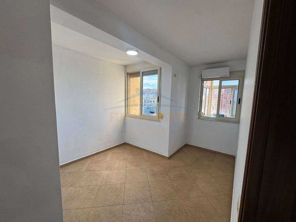 For Rent, Business Premises, Avni Rustemi Square, Tirana