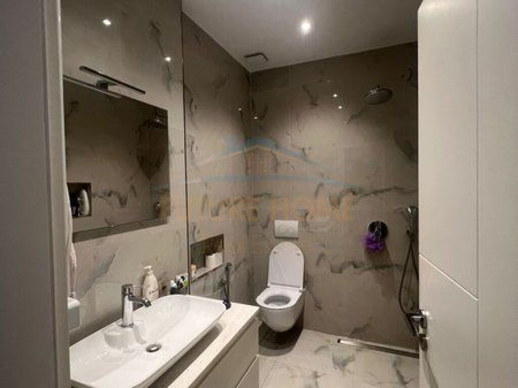 Rent, Apartment 1+1, Kavajes Street, Former Park, Tirana.