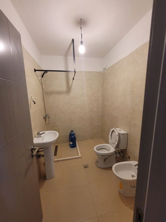 Apartment 2+1 for rent in 5 Maji, 450 Euro, with balcony and parking