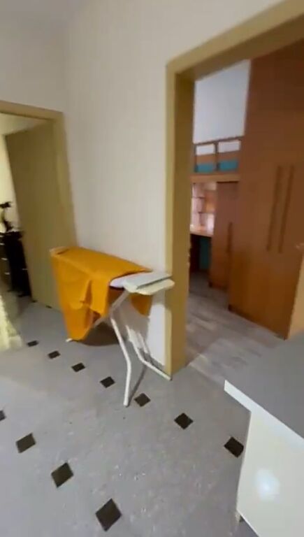 For rent 2+1 supermarket Xhangilli in Selite