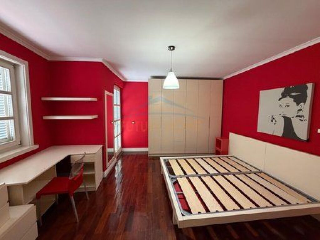 Shitet , Duplex 3+1+2 , Myslym Shyri , Tirane