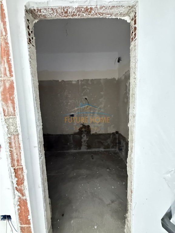 Shitet, Apartament 2+1, Space City, Paskuqan.