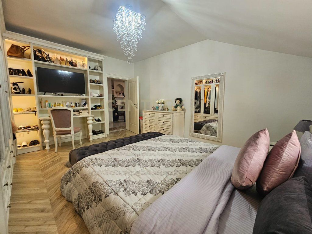 APARTMENT FOR SALE 2+1 NEAR DESHMORET E LIRISE SCHOOL !