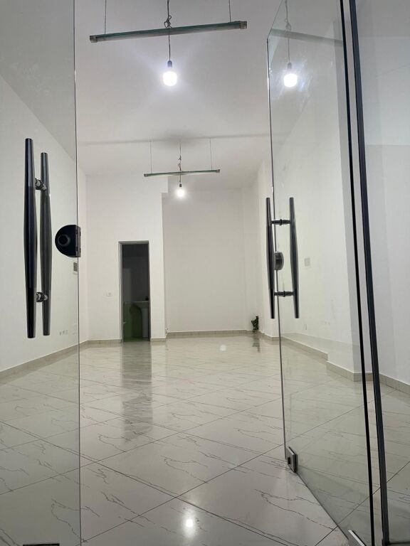 SHOP FOR RENT IN RAILWAY BEACH !