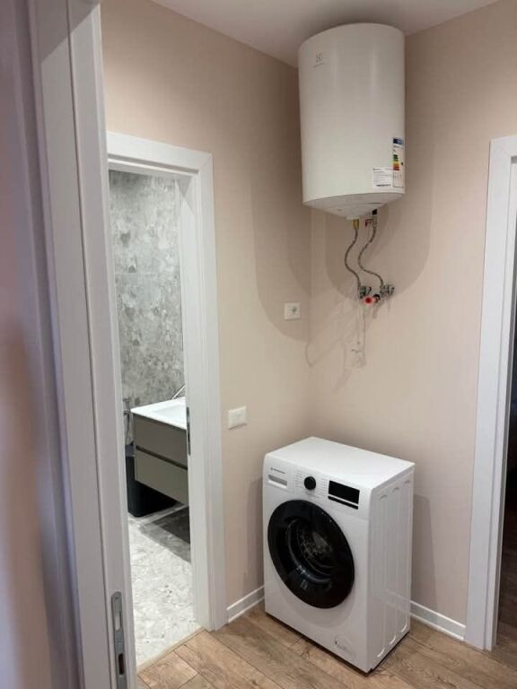 HOUSE FOR RENT 1+1 3RD FLOOR OF A VILLA - FARKA LAKE, TIRANA
