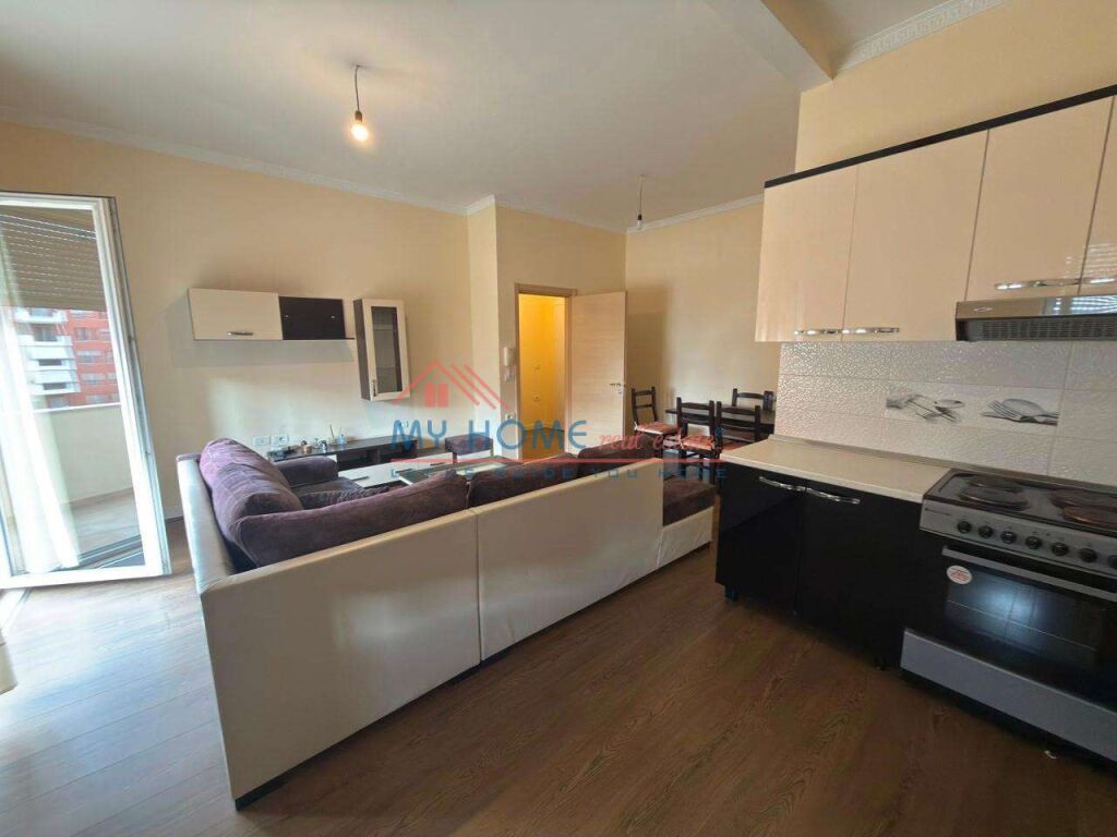 Appartamento 1+1 in Affitto Via Kavaja Tirana