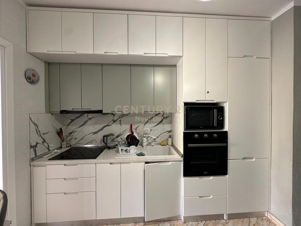 Shitet Apartament i Konvertuar 2+1 në Golem, Durrës - 105000€ | 62 m²