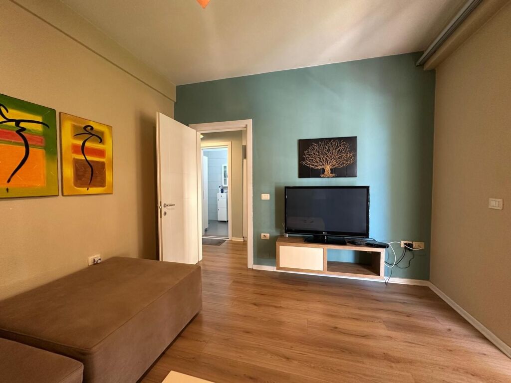 Jepet me qira Apartament 2+1+2 * Prane Vasil Shantos