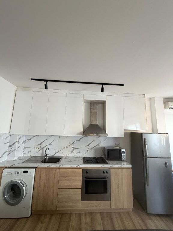 🏢In the area of Barrikadave Street, near the “Bucko” Kindergarten, a 1+1 furnished apartment is for rent.