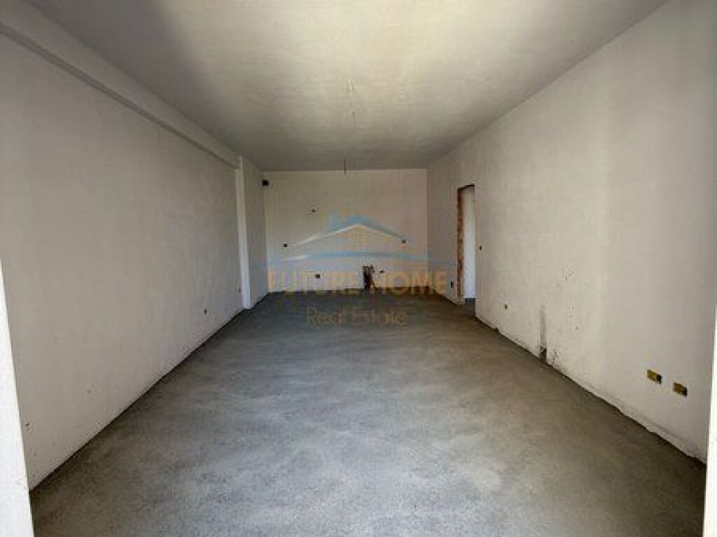 For sale, Apartment 2 + 1 + 2, Space City, Paskuqan.