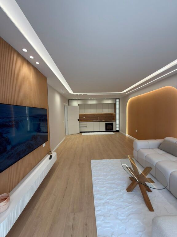 Shitet Apartament 2+1+2 (Me Hipotekë)    