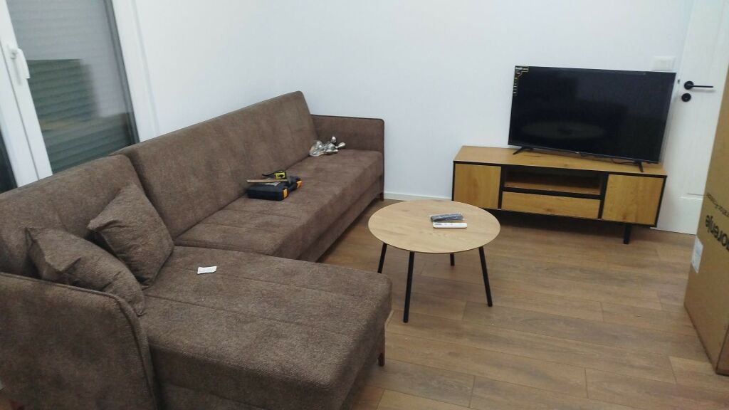 Apartment 1+1 ne proces mobilimi te Uni.Europian