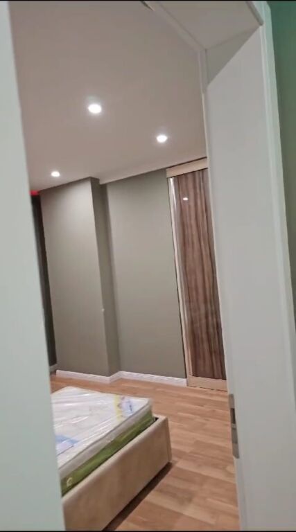 Rent | Apartament 2 + 1 +2 | Tregu Elektrik | 800 €/month