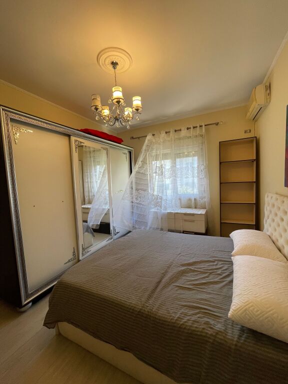 🏡 APPARTAMENTO IN AFFITTO 2+1 + BALCONE – Tribunale, Durrës