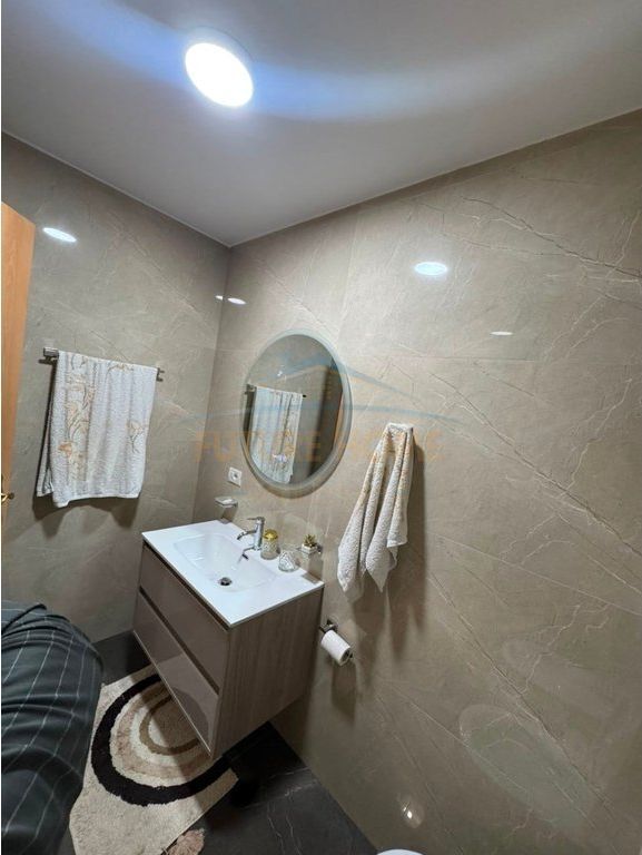 For sale, Apartment 3+1+2, Kavaja Street, Tirana