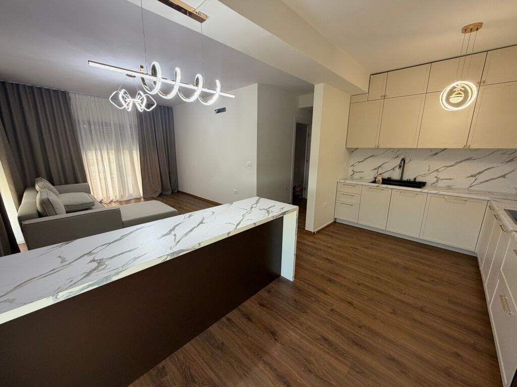 💥 Affitto di Lusso 2+1+🅿️+Veranda / Kodra Diellit 💥