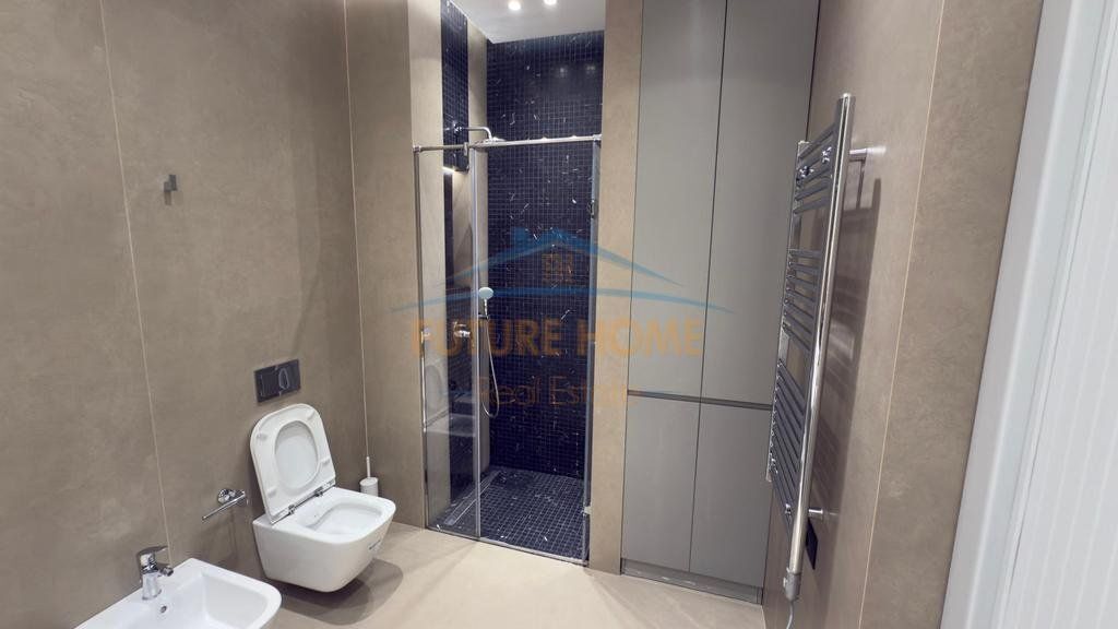 For sale, Apartment 1+1, Kavaja Street, Square21 Complex, Tirana.
