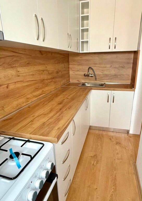 Apartament 1+1 me qira tek Rruga Bardhyl!