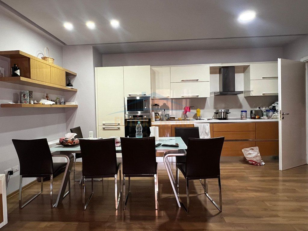In vendita, Appartamento 3+1+2, Dritan Hoxha, Tirane