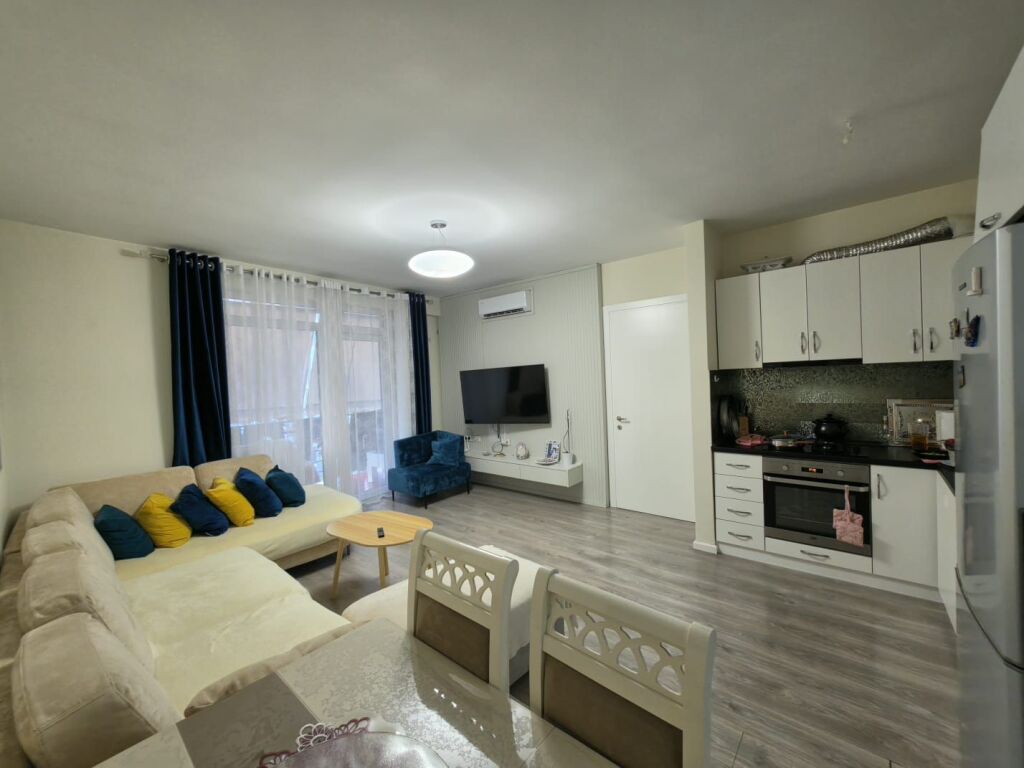 SHITET APARTAMENT 2+1+2 NE MISTO MAME !!!