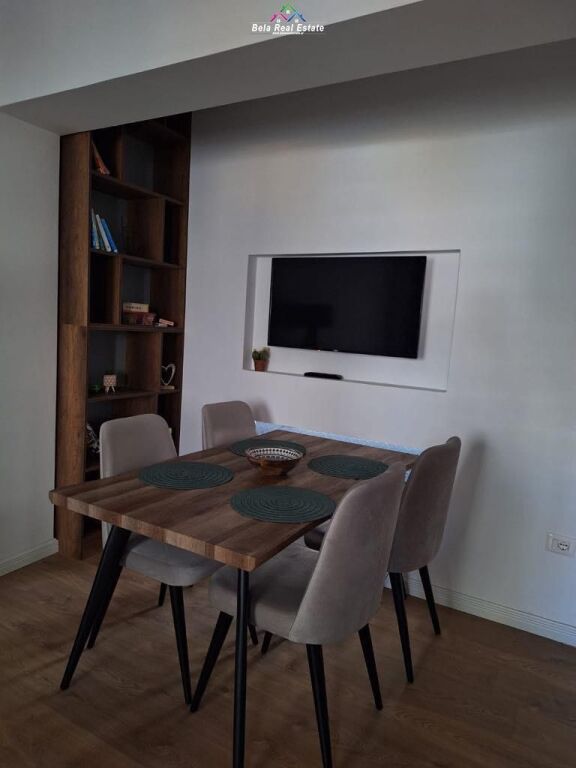 Appartamento In Affitto 2+1 Vicino Al Nuovo Mercato (ID B221258) Tirana.