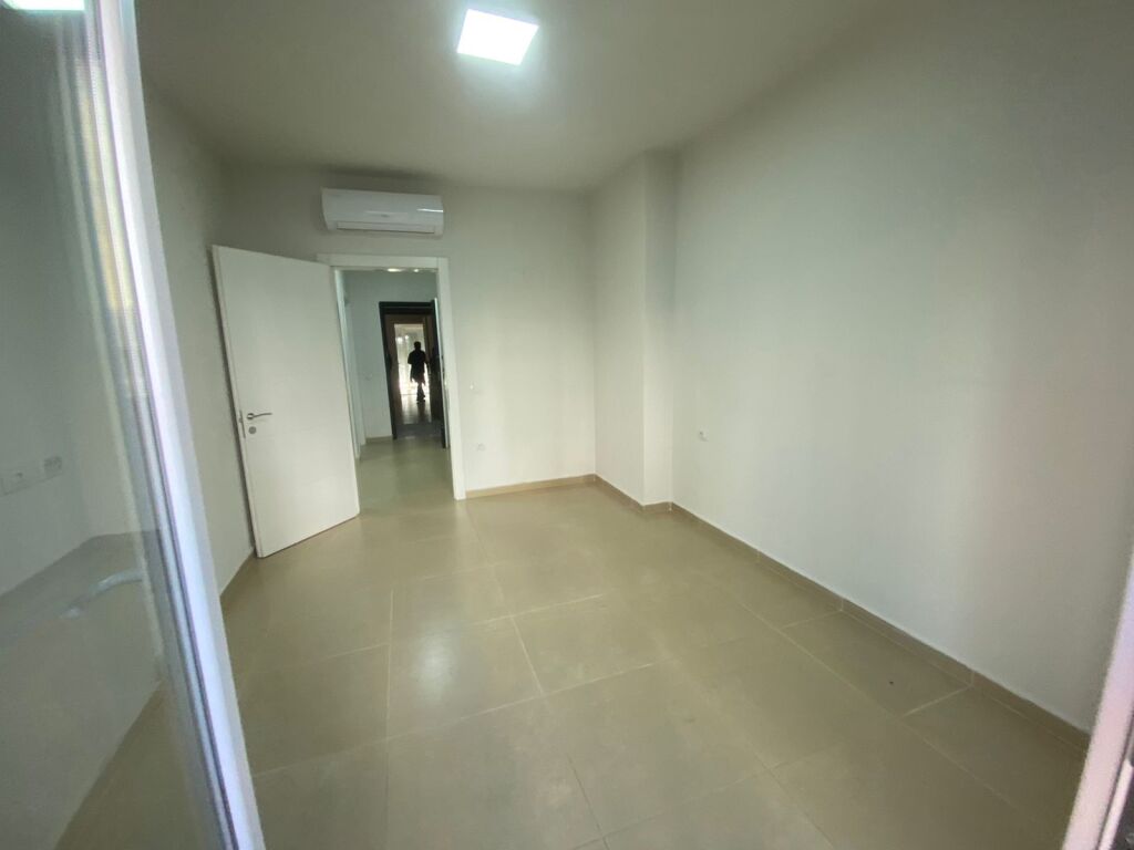 Office space Kosovarve Street