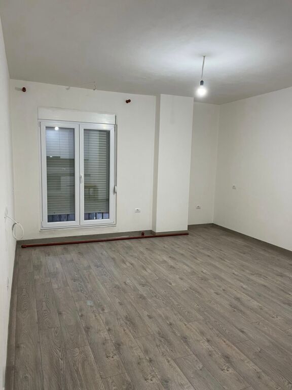 Astir appartamento in affitto 1+1