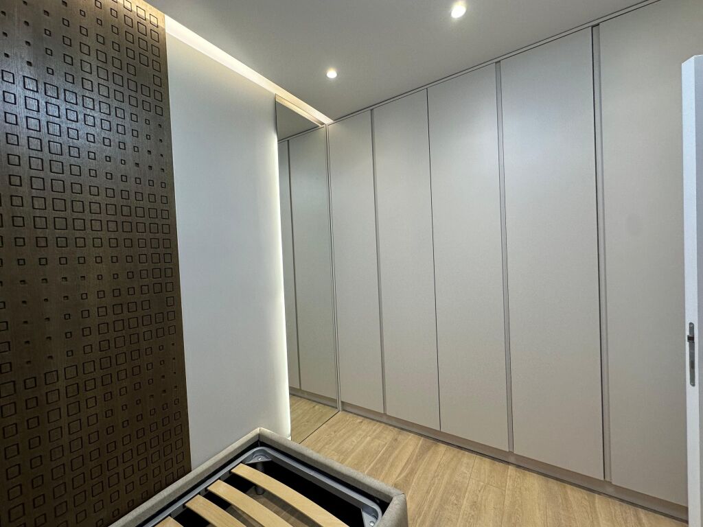 Apartament 3+1+2 per shitje ne Laprake