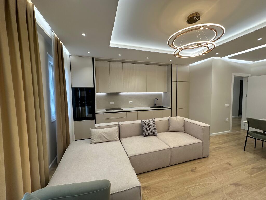 Apartament 3+1+2 per shitje ne Laprake