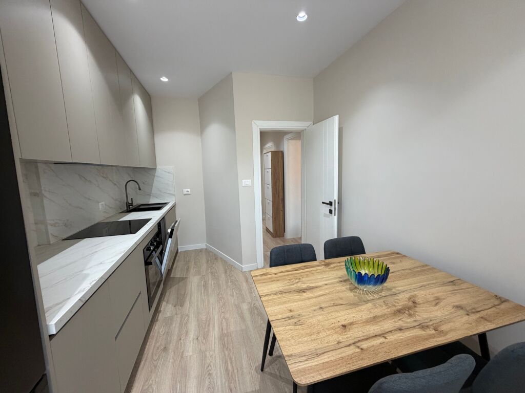 Apartament 1+1  për Qira te Zogu i Zi