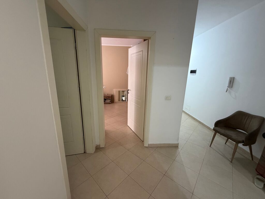 2+1, empty with kitchenette, villa in Astir, 300 thousand lek