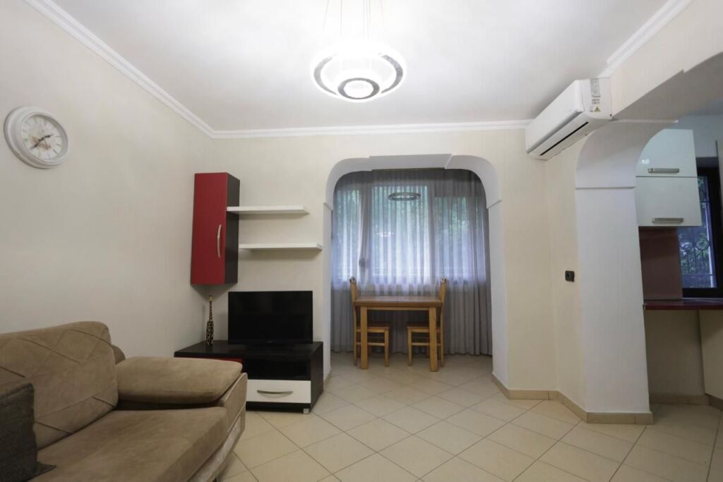 JEPET APARTAMENT ME QERA 2+1 BRRYLI