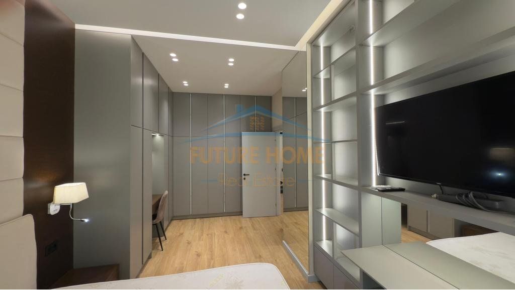 Shes apartament 1+1  në Kompleksin Square21.