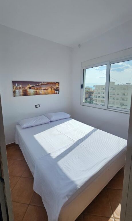 🏡 Shitet Apartament 1+1 | Shkëmbi i Kavajës, Rruga Dytësore