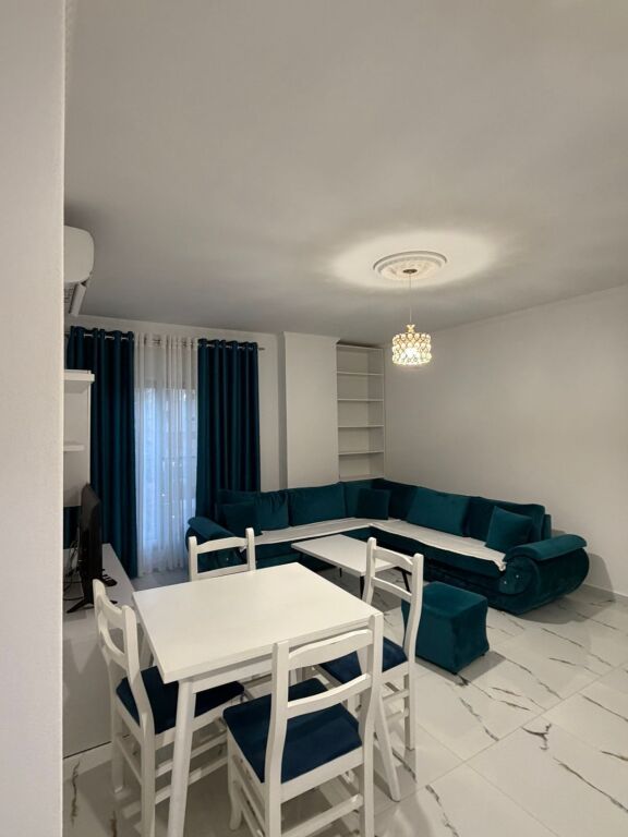 Super 1+1 for rent at Vila L Astir 450€