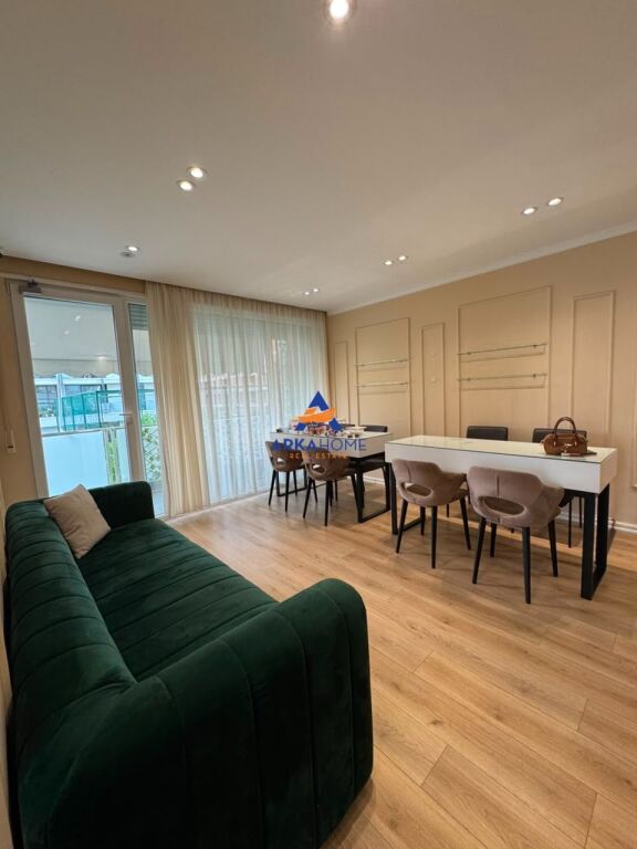 BUSINESS FOR RENT 94M2 "RESIDENZA FIORI DI BOSCO, DON BOSCO" 120,000 LEKE