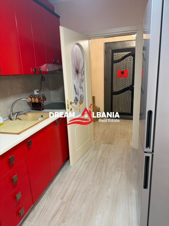 Apartment 2+1 for sale on Zogu i Pare Boulevard (ID 41212252 )