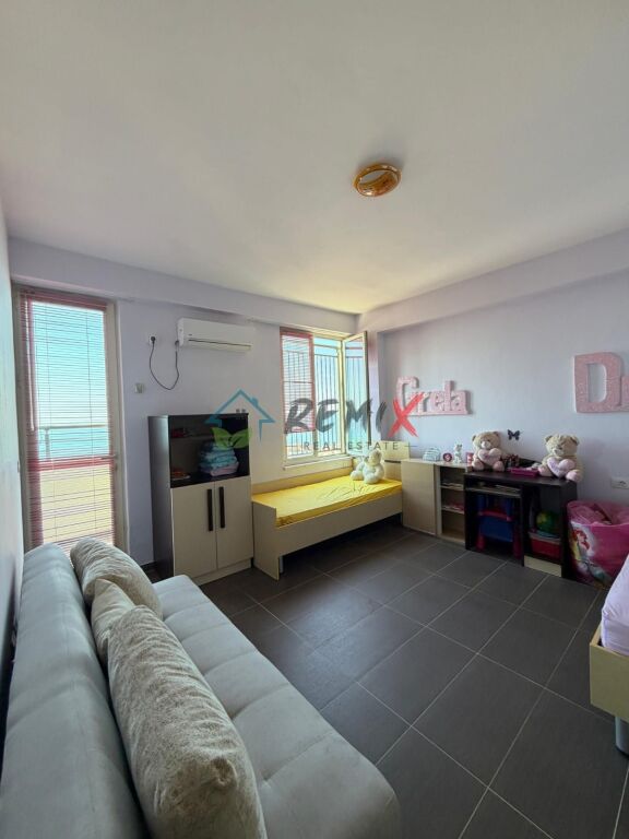 🏡 SHITET APARTAMENT 2+1 ME PAMJE DETI – VILA E ZOGUT, DURRËS
