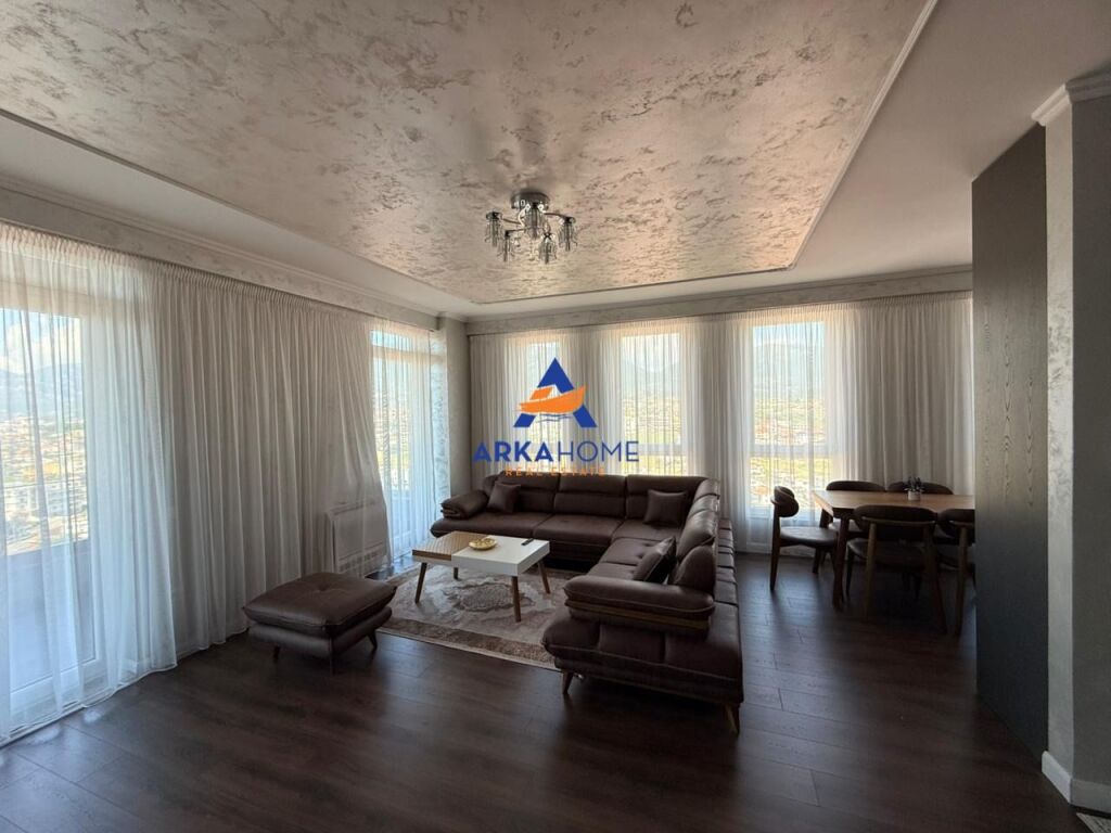 AFFITTASI APPARTAMENTO 2+1+VERANDA "VIA LIGOR LUBONJA, SAUK VECCHIO" 140000 LEKE