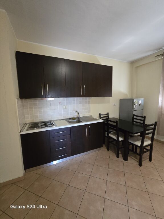 🏡 Apartament 2+1 në Shitje – Zona e Ish-Parkut, Tiranë