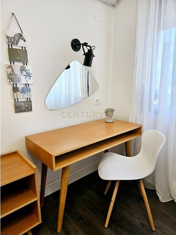 Apartament te Sheshi Skenderbej per shitje!CAPITAL142570
