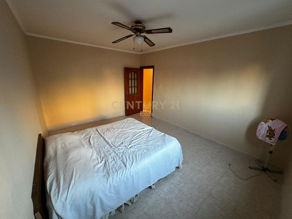 SHITET APARTAMENT KATI 4, 1+1 TEK STADIUMI, NE DURRES !