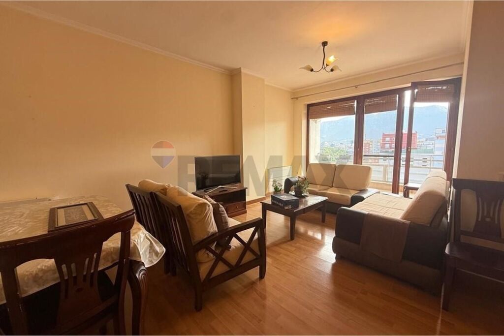 Apartment 2+1 for sale. Zogu i Pare Boulevard