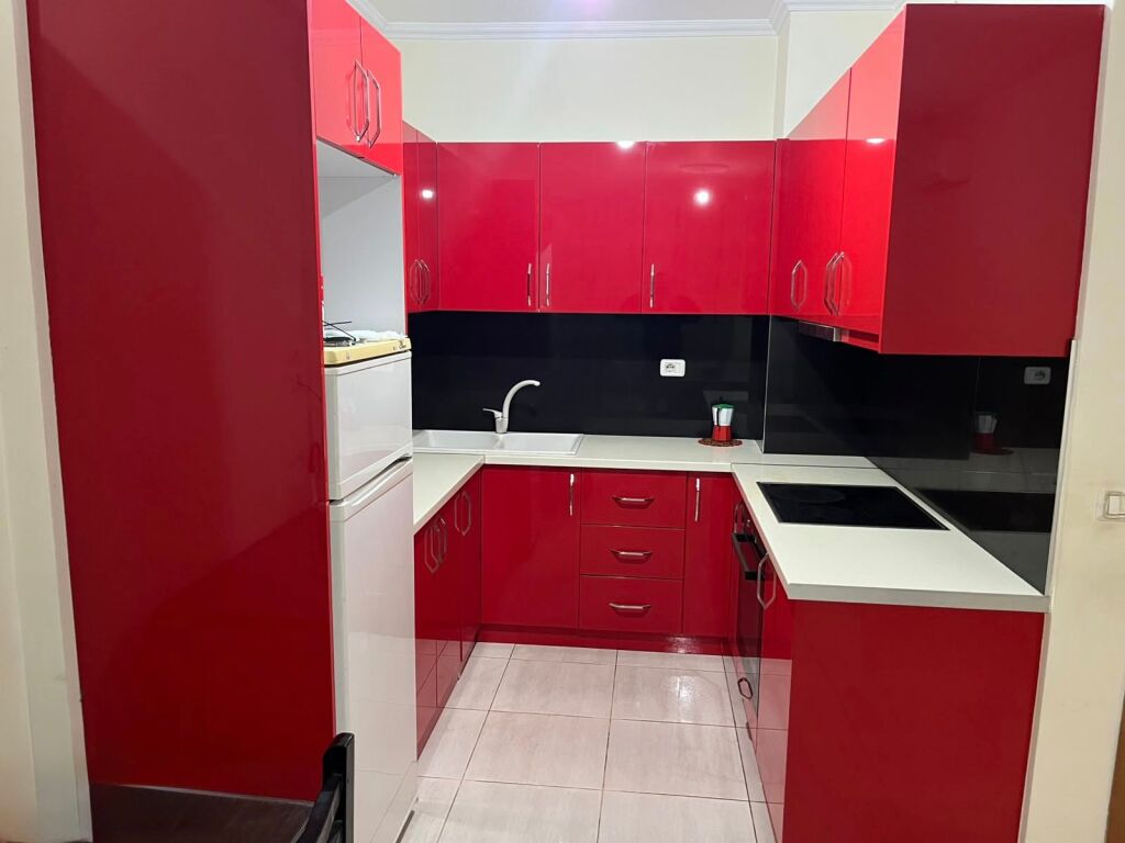 Appartamento in affitto Astir 1+1