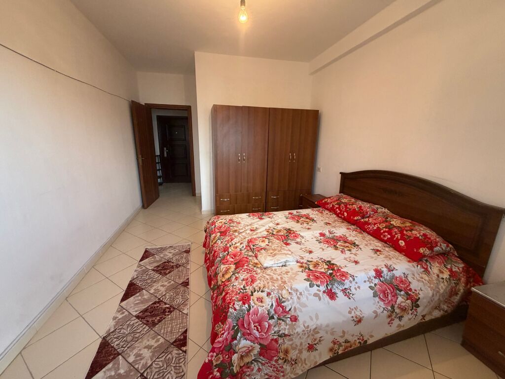 1+1,bar famedi astir,350 mila leke
