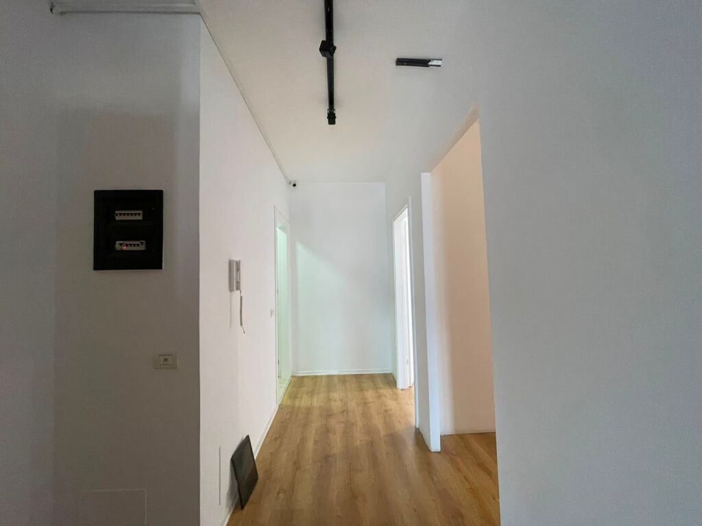 Office space for rent at Kristal Center, Paris Commune