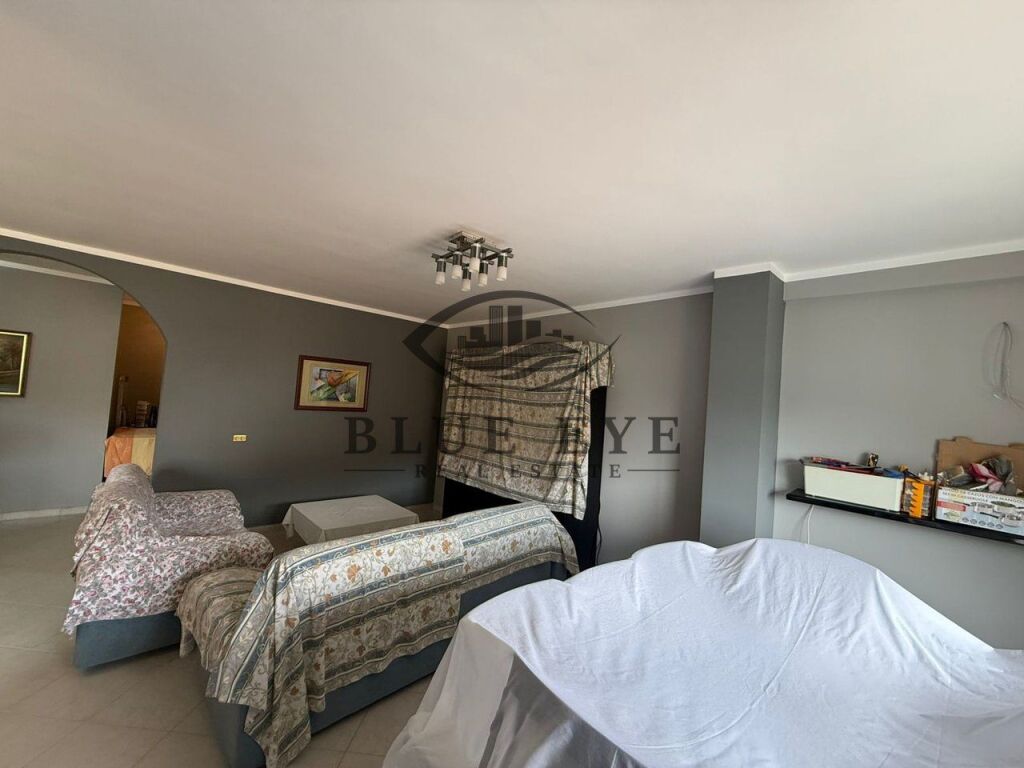 Apartament 2+1 Në Shitje vetëm pak hapa nga deti vollga, Durres
