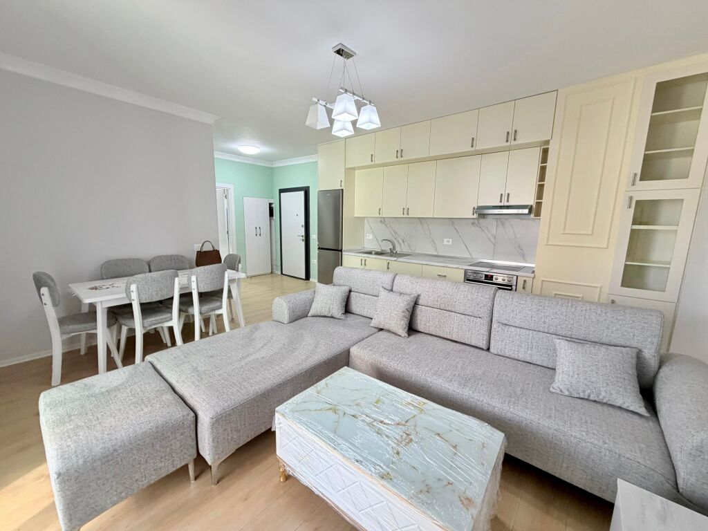 📣 AFFITTO Appartamento 1+1 Con Posto Auto 📍 Presso “Jordan Misja”, Vicino al Nuovo Viale ✨
